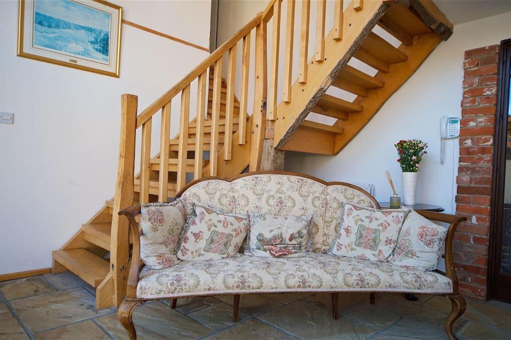 Stunning Barn Conversion Ideal For Large Families Bildeston Zewnętrze zdjęcie